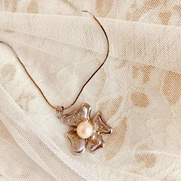 Vintage Sterling Silver & Fresh Water Pearl Floral Pendant Necklace 23" - Picture 5 of 7